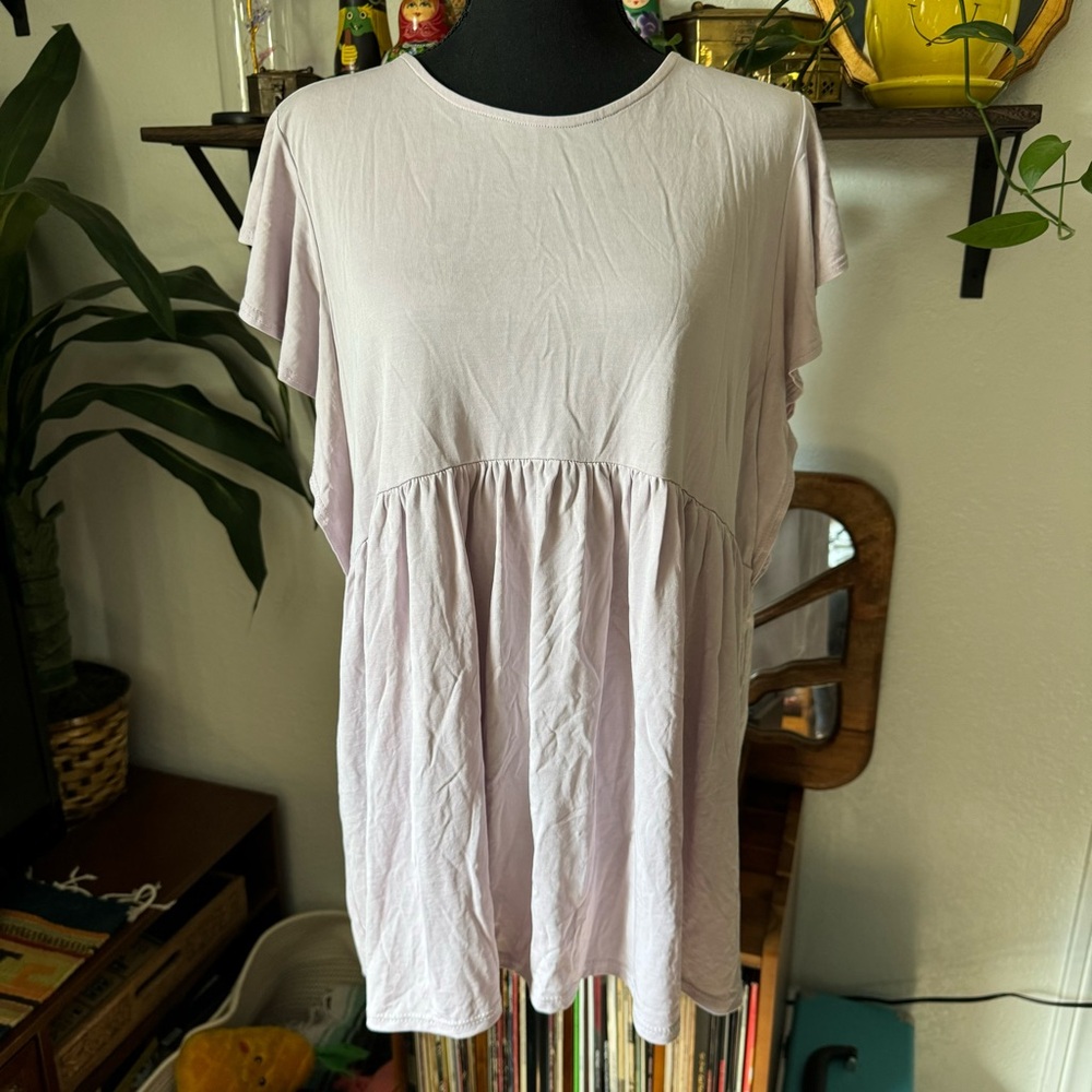 Women’s Lilac Purple Fluttersleeve Keyhole Maternity Shirt size Large